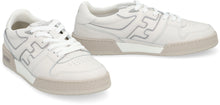 Carica l'immagine nel visualizzatore di Gallery, Sneakers low-top Fendi Match in pelle
