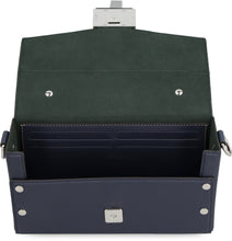 Carica l'immagine nel visualizzatore di Gallery, Borsa Baguette Soft Trunk in pelle
