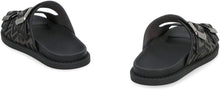 Carica l'immagine nel visualizzatore di Gallery, Slides Fendi Feel in pelle e tessuto
