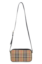 Carica l'immagine nel visualizzatore di Gallery, Camera bag in canvas check
