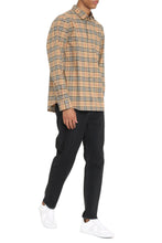 Carica l'immagine nel visualizzatore di Gallery, Camicia in motivo check
