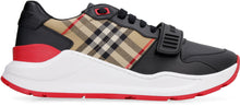 Carica l'immagine nel visualizzatore di Gallery, Sneakers con inserti in motivo Vintage-check
