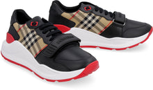 Carica l'immagine nel visualizzatore di Gallery, Sneakers con inserti in motivo Vintage-check
