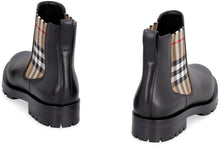 Carica l'immagine nel visualizzatore di Gallery, Chelsea boots in pelle
