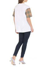 Carica l'immagine nel visualizzatore di Gallery, T-shirt girocollo in cotone
