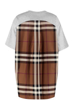 Carica l'immagine nel visualizzatore di Gallery, T-shirt oversize in cotone
