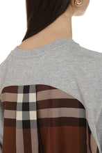 Carica l'immagine nel visualizzatore di Gallery, T-shirt oversize in cotone
