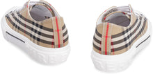 Carica l'immagine nel visualizzatore di Gallery, Sneakers in tela motivo check
