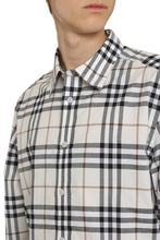 Carica l'immagine nel visualizzatore di Gallery, Camicia in popeline di cotone stretch
