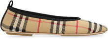 Carica l'immagine nel visualizzatore di Gallery, Ballerine con motivo Vintage check
