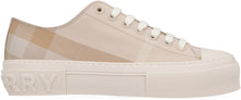 Carica l'immagine nel visualizzatore di Gallery, Sneakers low-top in canvas
