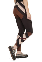 Carica l'immagine nel visualizzatore di Gallery, Leggings stampati
