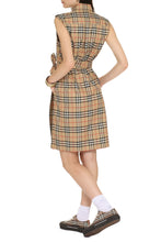 Carica l&#39;immagine nel visualizzatore di Gallery, Abito chemisier in cotone motivo tartan
