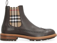 Carica l'immagine nel visualizzatore di Gallery, Chelsea boots in pelle
