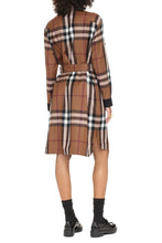 Carica l&#39;immagine nel visualizzatore di Gallery, Abito chemisier in motivo check
