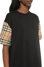 Carica l'immagine nel visualizzatore di Gallery, T-shirt girocollo in cotone
