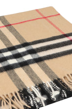Load image into Gallery viewer, Checked cashmere scarf
