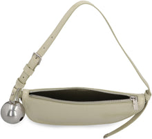 Carica l'immagine nel visualizzatore di Gallery, Borsa a spalla Shield Sling in pelle
