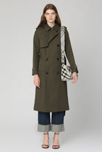 Carica l'immagine nel visualizzatore di Gallery, Trench coat doppiopetto
