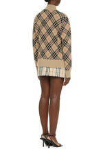 Carica l'immagine nel visualizzatore di Gallery, Cardigan in maglia con zip
