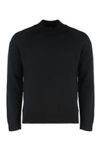 Carica l'immagine nel visualizzatore di Gallery, Maglione girocollo in lana vergine

