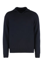Carica l'immagine nel visualizzatore di Gallery, Maglione in lana con scollo a V
