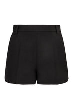Load image into Gallery viewer, Wool shorts
