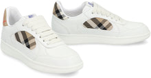Carica l'immagine nel visualizzatore di Gallery, Sneakers low-top in pelle
