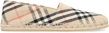 Carica l'immagine nel visualizzatore di Gallery, Espadrillas in lino
