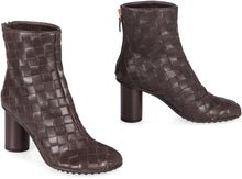 Load image into Gallery viewer, Atomic leather ankle boots
