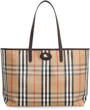 Carica l'immagine nel visualizzatore di Gallery, Tote bag Highlands media
