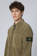 Carica l'immagine nel visualizzatore di Gallery, Overshirt in velluto a coste
