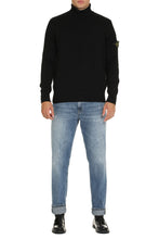 Load image into Gallery viewer, Wool blend turtleneck sweater
