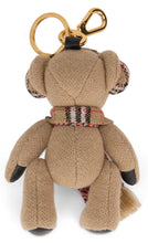 Carica l'immagine nel visualizzatore di Gallery, Charm per borsa Teddy in lana e cachemire
