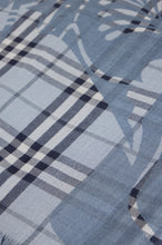 Load image into Gallery viewer, Scarf with tartan pattern
