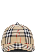 Carica l'immagine nel visualizzatore di Gallery, Berretto Tartan con Visiera
