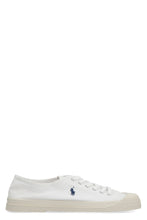 Load image into Gallery viewer, Essence low-top sneakers
