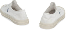 Load image into Gallery viewer, Essence low-top sneakers
