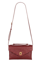 Carica l'immagine nel visualizzatore di Gallery, Borsa a tracolla Knot Lock in pelle
