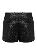 Carica l'immagine nel visualizzatore di Gallery, Shorts in pelle con GG in rilievo
