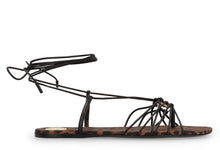 Load image into Gallery viewer, Babylone Leather sandals
