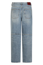 Load image into Gallery viewer, Wide-leg jeans
