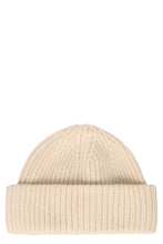Carica l'immagine nel visualizzatore di Gallery, Cappello beige elegante, confort e stile.

