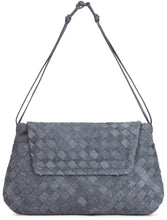 Load image into Gallery viewer, Shoulder bag Day in woven leather
