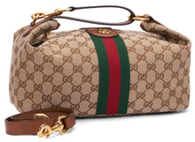 Carica l'immagine nel visualizzatore di Gallery, Borsa a mano Gucci Vanity in tessuto GG
