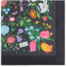 Carica l'immagine nel visualizzatore di Gallery, Carré in twill di seta con stampa
