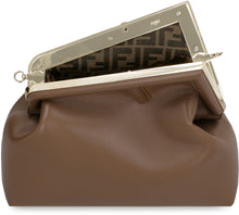 Carica l'immagine nel visualizzatore di Gallery, Borsa Fendi First in pelle
