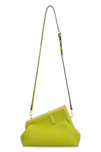 Carica l'immagine nel visualizzatore di Gallery, Clutch Fendi First in pelle
