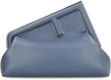 Carica l'immagine nel visualizzatore di Gallery, Clutch Fendi First in pelle
