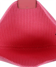 Carica l'immagine nel visualizzatore di Gallery, Borsa a spalla Croissant in maglia crochet
